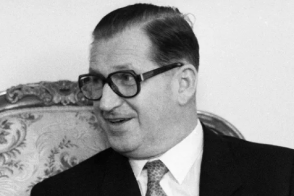 Sabiq baş nazir vəfat etdi