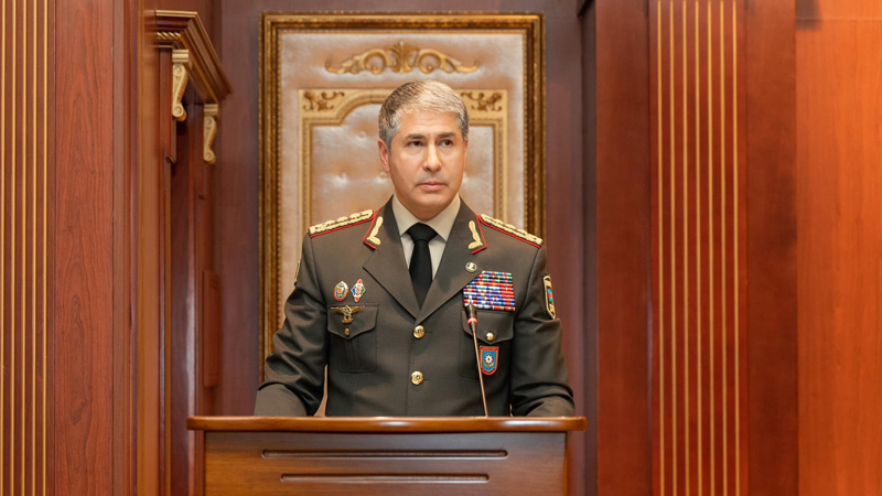 Vilayət Eyvazov DYP rəisini işdən çıxardı, başqa rayona göndərdi