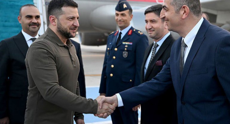 Haluk Bayraktardan Zelenski ilə bağlı paylaşım - FOTO