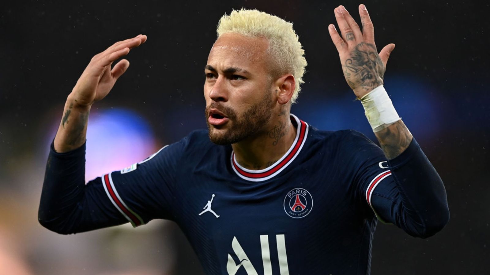 Neymar İtaliyanın məşhur klubuna keçir