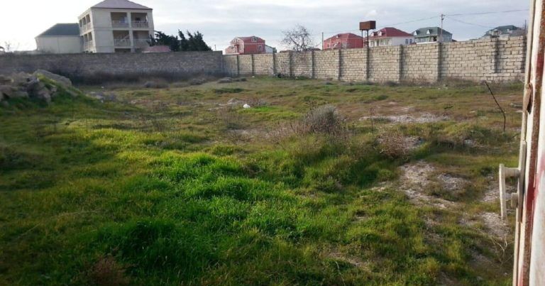 Üç övladını itirən şəhid anasının torpağı zəbt edilib - Şikayət