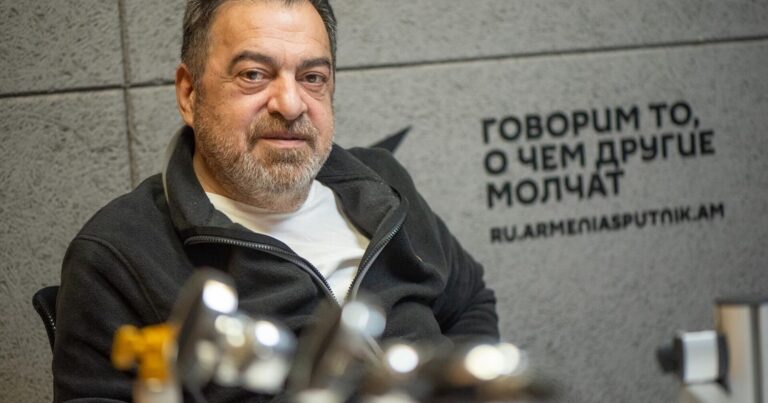 "Yenidən birləşək, ya biz olacağıq, ya da ümumiyyətlə, yox olacağıq" - Toxatyan
