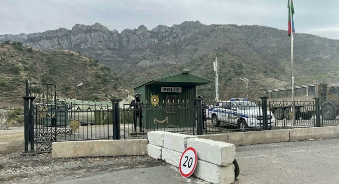 Laçın yolunda gömrük məntəqəsi də yaradılır? - “Ermənistan maşınlarından torpaqbasdı…”