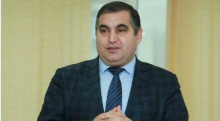 Rayonluda pul nə gəzir ki, Bəhramla eyni restoranda otursun...