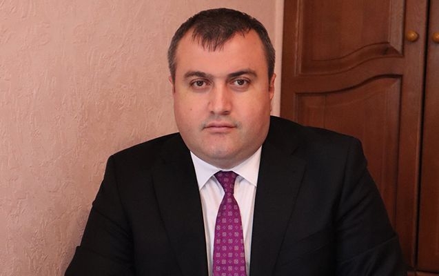 Elçin Sadıqov Rasim Məmmədovun məhkəməsinə buraxılmadı