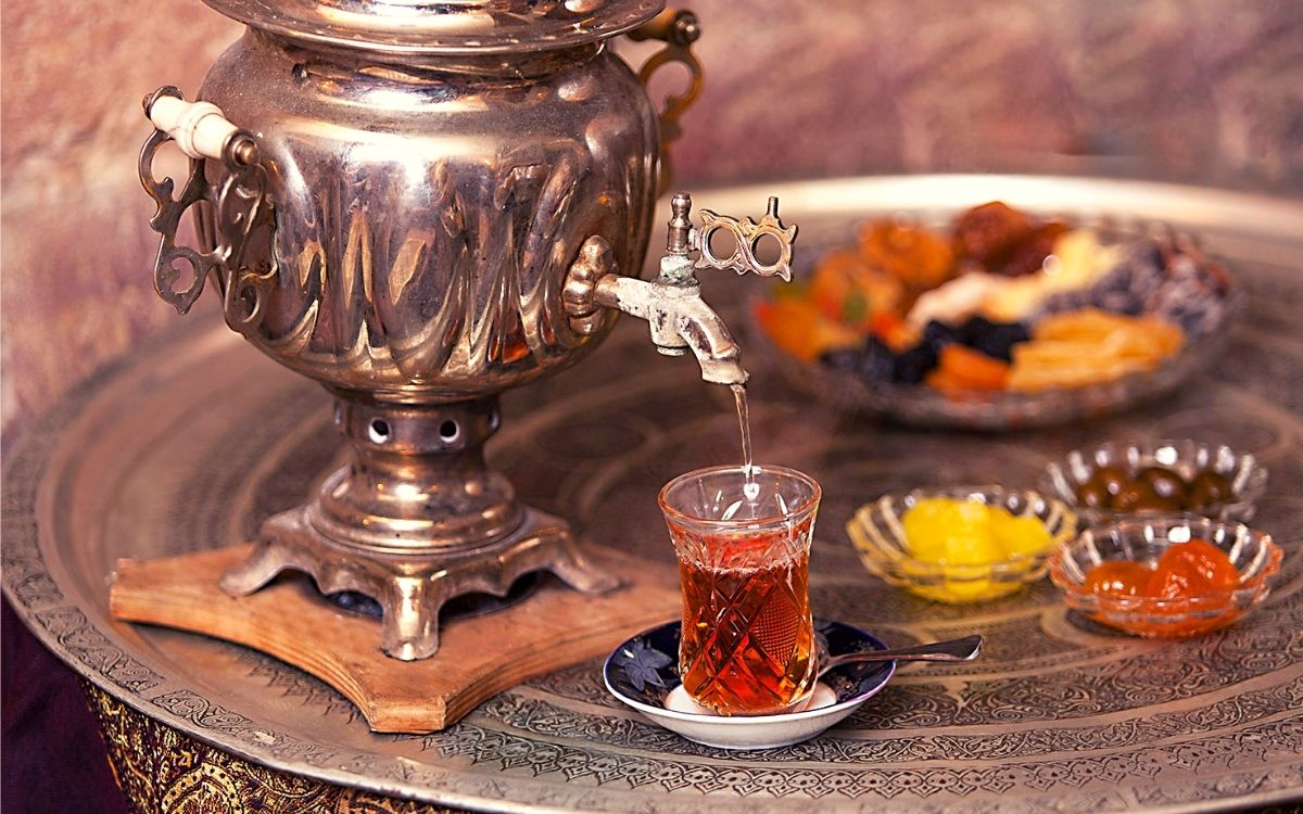 Qənd, konfet, mürəbbə… – Çayı nə ilə içək ki, ÖLDÜRMƏSİN?