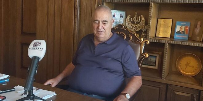 “Şərurlu İsfəndiyar” indi də mərhum Heydər Əliyevin adından yalan danışır?