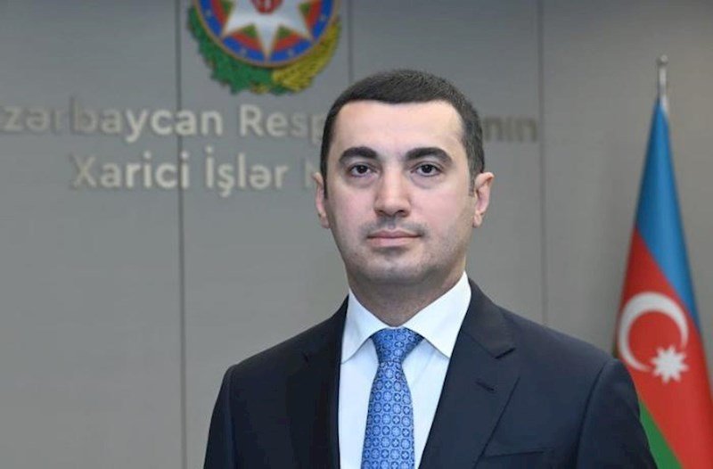 Rəsmi Bakı Azərbaycan bayrağının İrəvanda yandırılmasını pisləyib