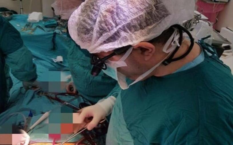 Həkim səhvən xəstənin sağlam gözünü çıxardı