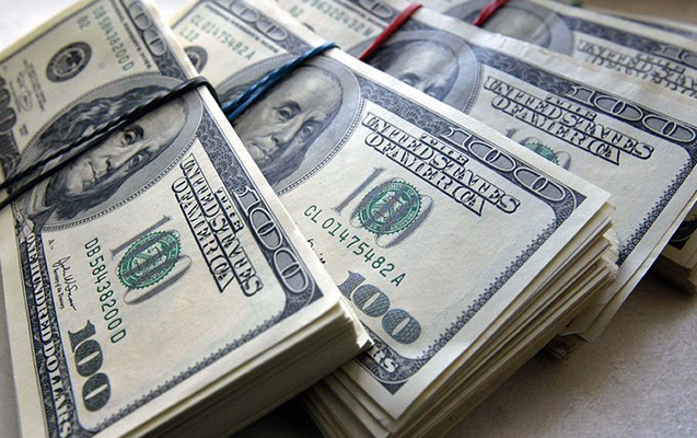 Bakı avtovağzalında 30 min dollarlıq oğurluq