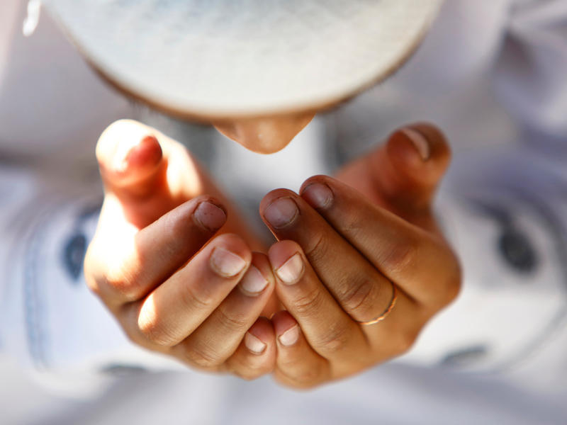 Hər kim ixlasla 10 dəfə” Ya Allah!” desə, istəyi qəbul olar