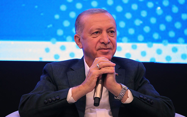 “Xanımlarımız yaxşı yola gedir, amma biz səninlə yola getmirik dedim” - Video