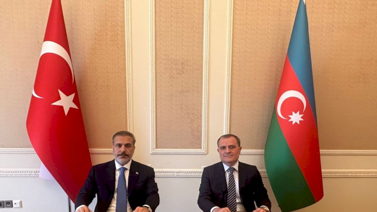Ceyhun Bayramov Hakan Fidanla birgə tədbirə qatıldı 