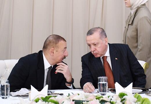 Ərdoğan İlham Əliyevə zəng etdi