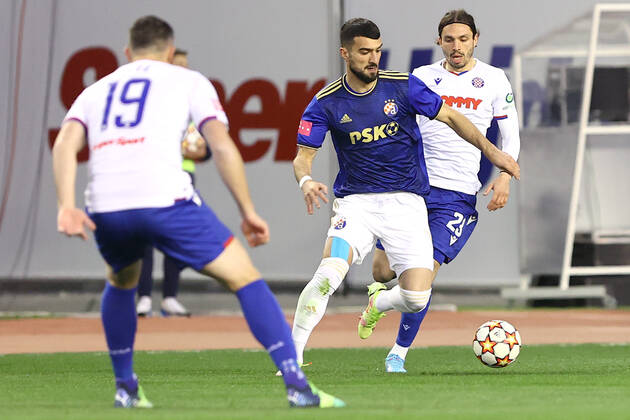 Emreli borcunu ödədi, FİFA qadağanı ləğv etdi