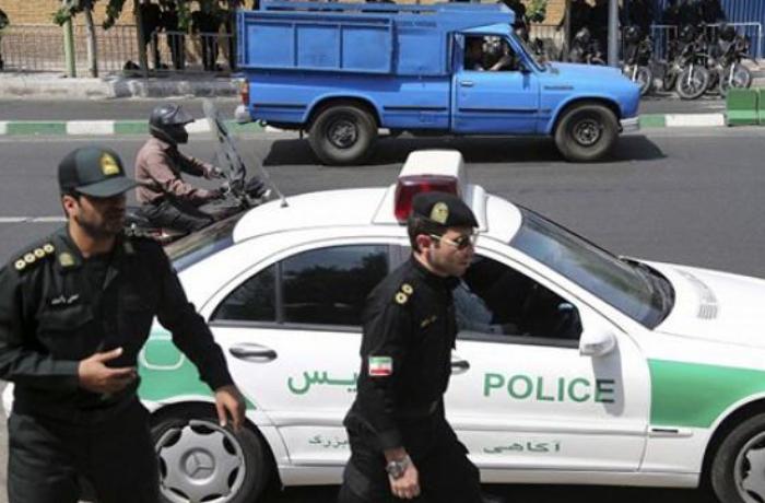 İranda polis məntəqəsinə silahlı basqın - 6 nəfər öldü