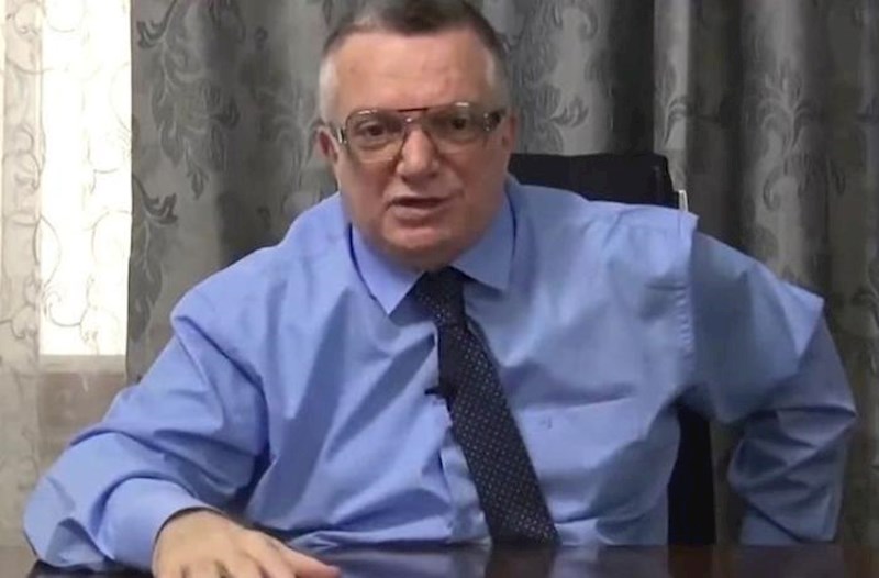 İsfəndiyar Vahabzadə HƏP-dən istefa verdi: “İstəmirəm, başdaşıma tüpürsünlər”