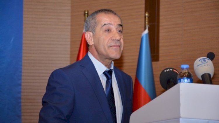 Naxçıvanda nazir istefa ərizəsi yazıb