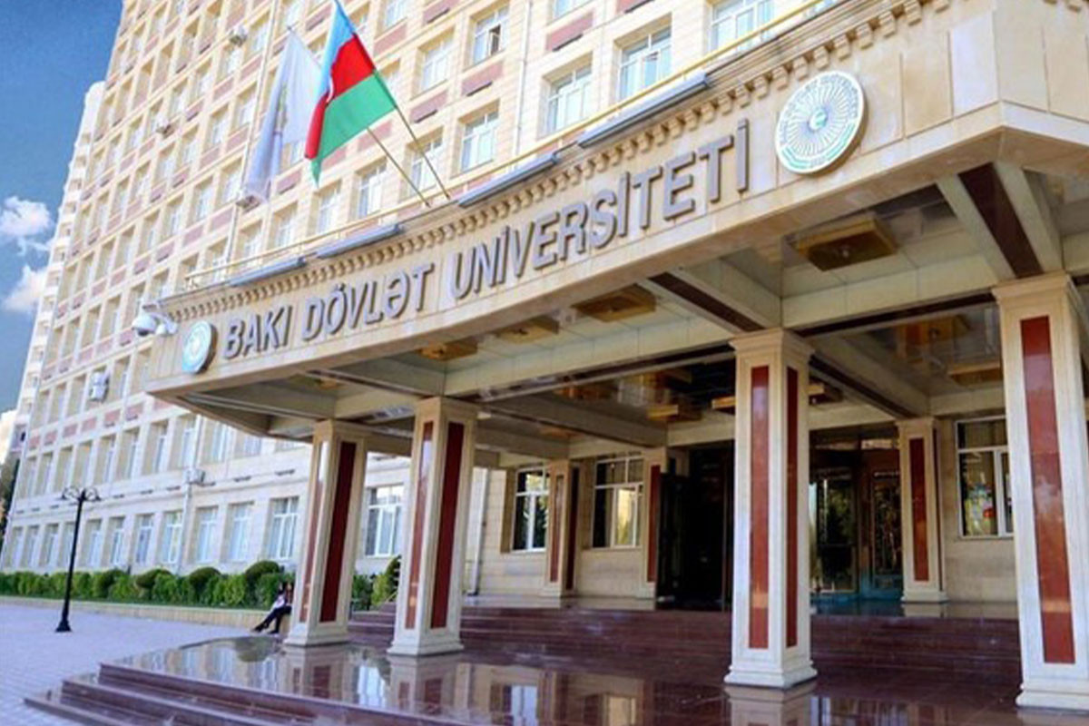 Bakı Dövlət Universitetinin müəllimi hər tələbədən üç-beş min manat tələb edir - İDDİA + AUDİO