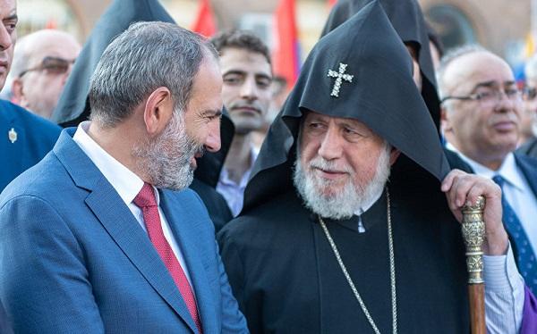 II Qaregin və I Aram Erməni Forumundan imtina etdi