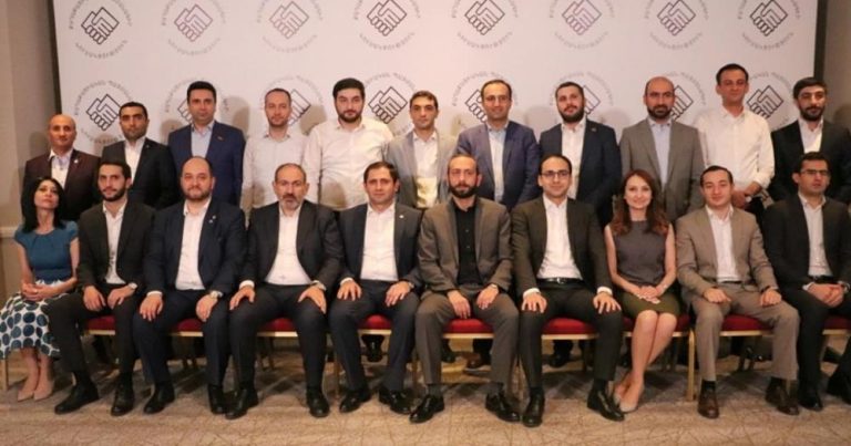 “Bu, Ermənistan hakimiyyətinin nə qədər iyrənc və satqın olduğunu göstərir” – Qriqoryan “od püskürdü”