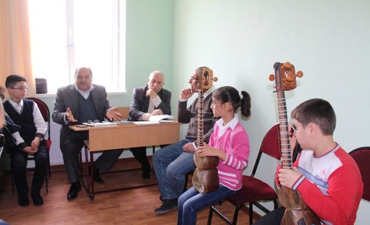 Musiqi məktəblərində işləmək istəyənlərin NƏZƏRİNƏ