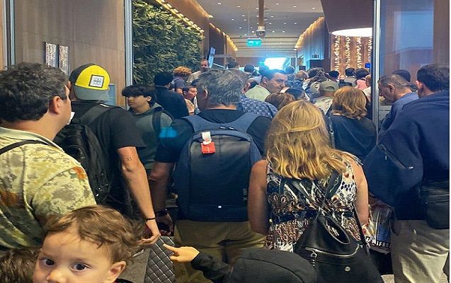 “7 saatdır AZAL-ın təyyarəsinin düzəlməsini gözləyirik” - FOTO