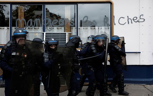 Parisdə nümayişçilərlər polis arasında toqquşmalar başladı