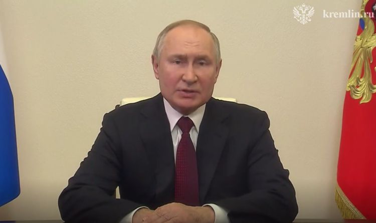 "Heç kimin onları ləkələməsinə imkan verməyəcəyik" - Putin