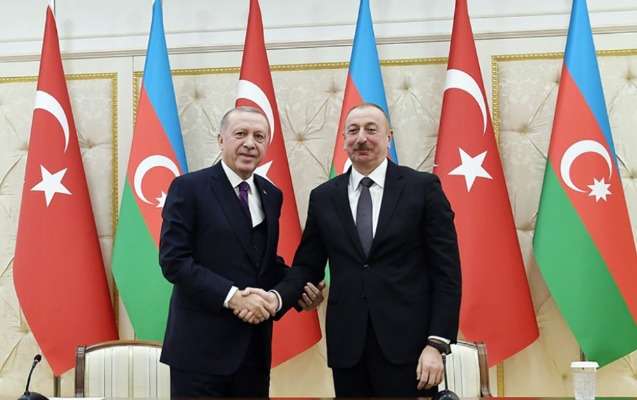 İlham Əliyev Türkiyəni təbrik etdi - Foto