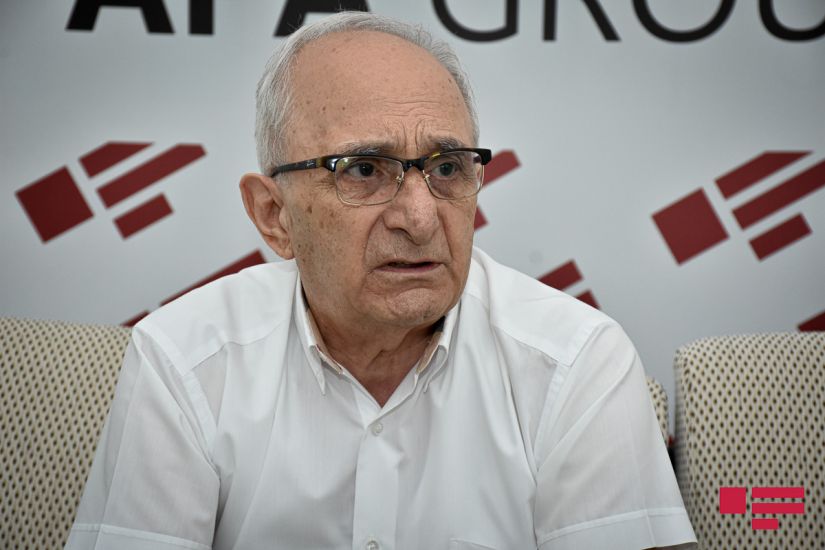 Rafiq Əliyev: “İmam Hüseyn üçün ağlayıb-sızlamaq olduqca anormal haldır”