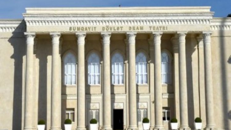 Teatrın əməkdaşlarının maaşı 8 aydır niyə verilmir? - Nazirlikdən açıqlama