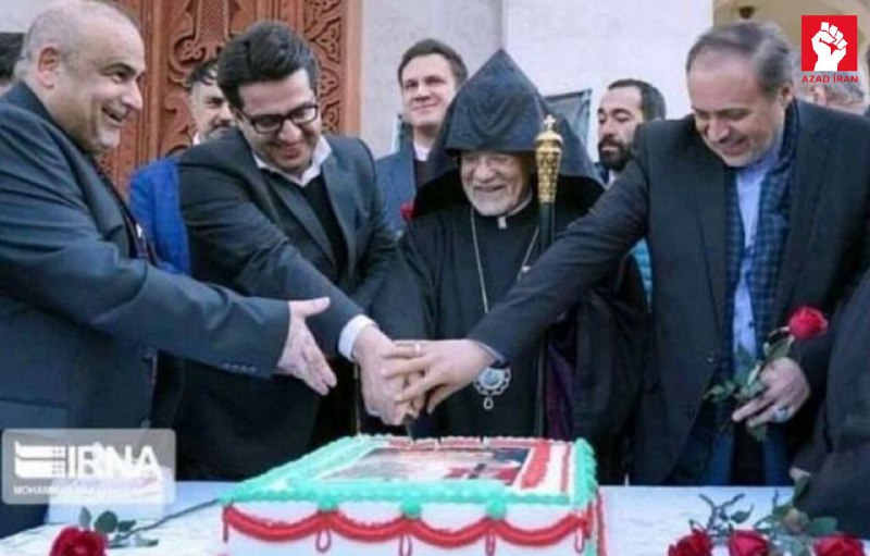 İranın Azərbaycandakı səfirinin erməni kilsəsində yepiskopla səmimi fotosu yayıldı