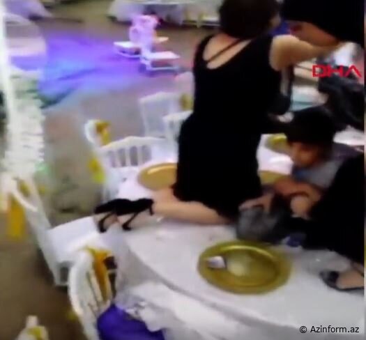 Şadlıq sarayını su basdı, qonaqları sel apardı - VİDEO