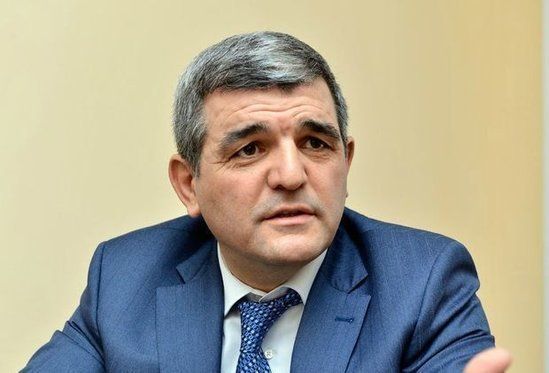 “Cəhənnəm olub gedin erməniyə yalaqlıq edən ağalarınızın yanına” – Fazil Mustafadan ETİRAZ