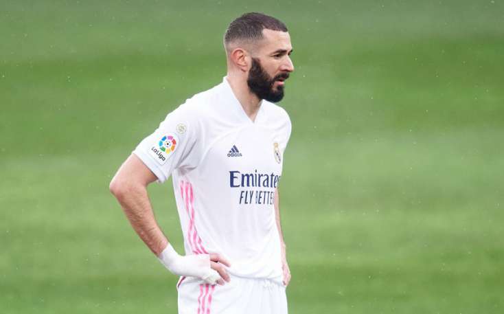 "Real" Benzemanı ulduz hücumçuyla əvəzləyir
