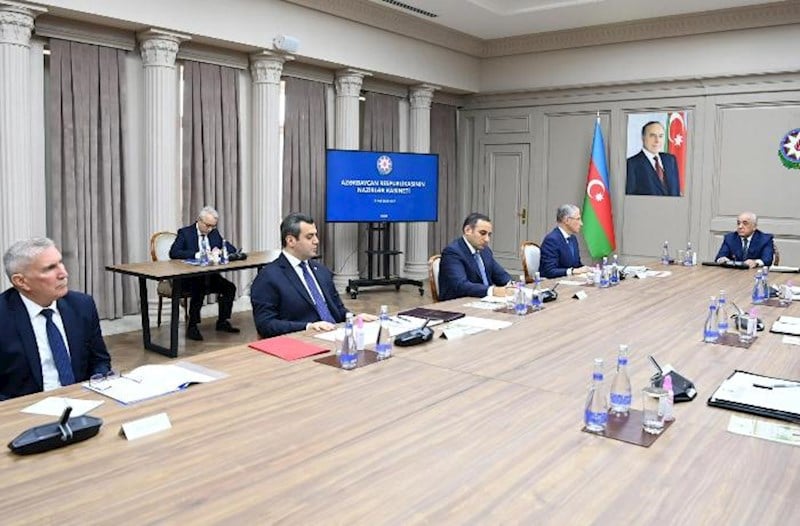 Baş nazir Söyüdlüdəki vəziyyətlə bağlı iclas keçirib - Şirkətin fəaliyyətinin dayandırılmasını tapşırıb