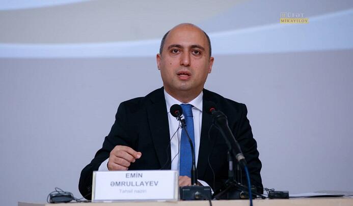 Azərbaycanda 2000 manatdan yuxarı maaş alan müəllimlərin sayı AÇIQLANDI