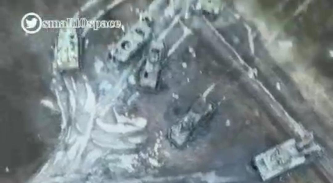 Kupyanskda rusların tank kolonu məhv edilib - VİDEO