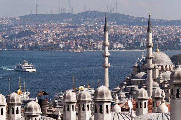 İSTANBUL ARDICIL İKİ DƏFƏ SİLKƏLƏNDİ - Türkiyədə seysmik aktivlik + FOTO/VİDEO