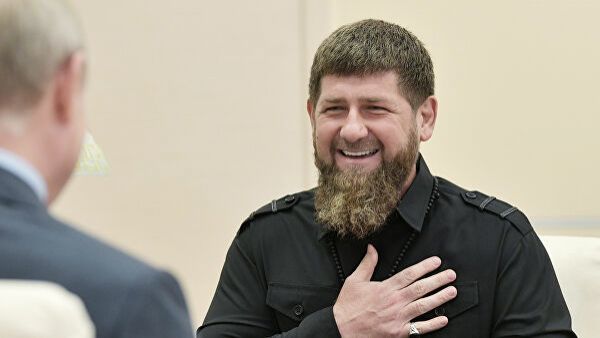 Putin Kadırovu ordenlə təltif etdi