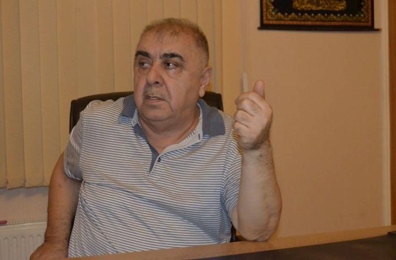 Hacı Qalib partiya sədrinə əsəbiləşdi: “Əyninə şalvar ala bilmir, deyir ki…”