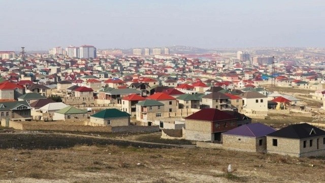Sənədsiz evlər məsələsi gündəmdə- Parlamentdə MÜZAKİRƏ 