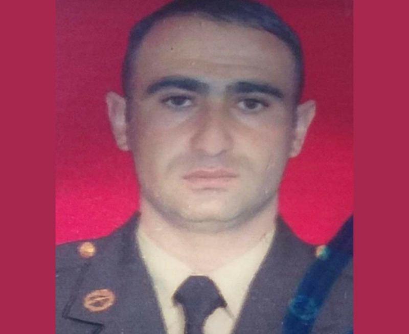 SİLAHLI QÜVVƏLƏRDƏ DAHA BİR İNTİHAR - 3 uşaq atası olan hərbçi özünü asıb