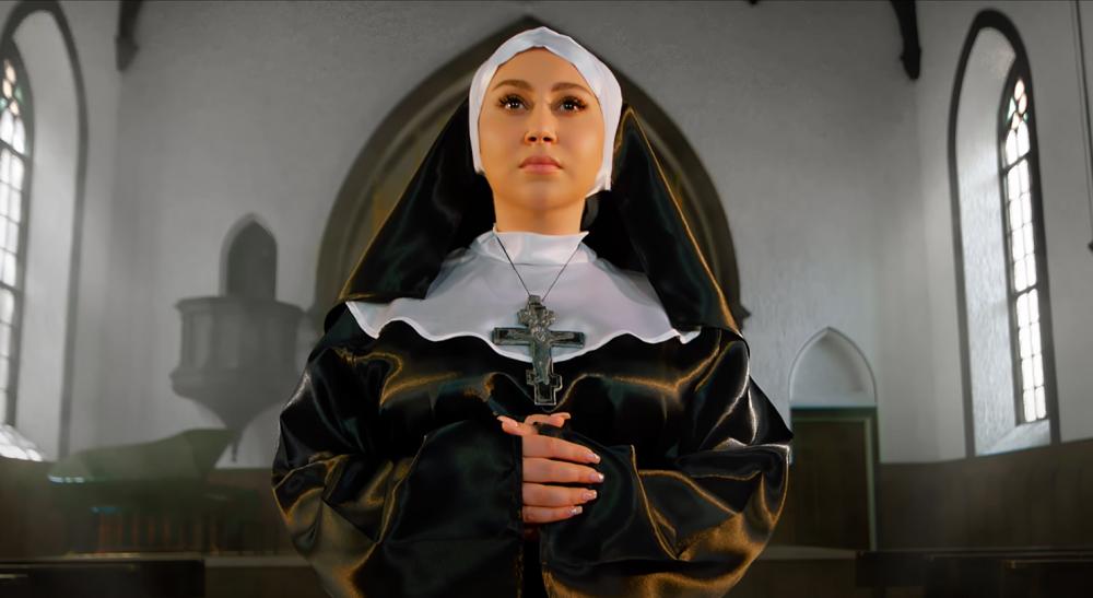Damlanın "İlan"ı başına bəla oldu: "Quran" sizə qənim olsun" - VİDEO