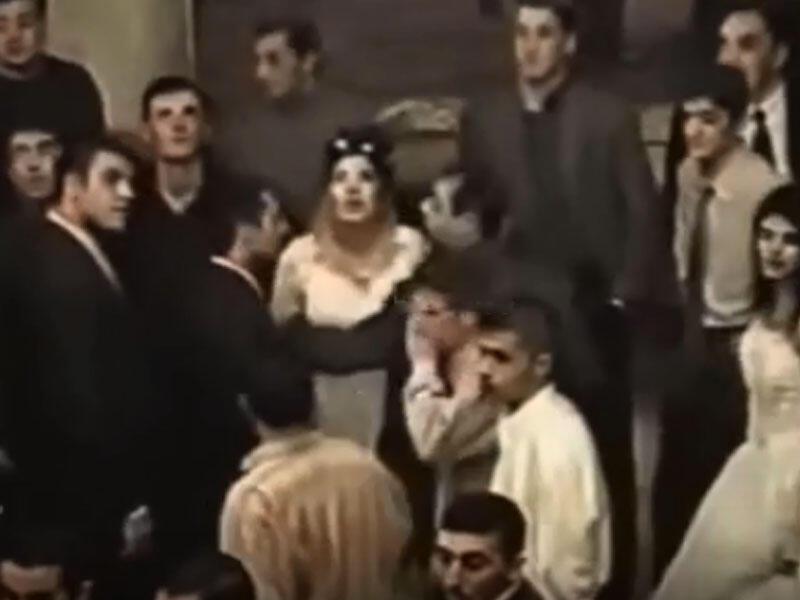 Bakıda 22 il əvvəl baş verən dəhşətli hadisənin KADRLARI YAYILDI - Gəlin oynadığı yerdə... - VİDEO