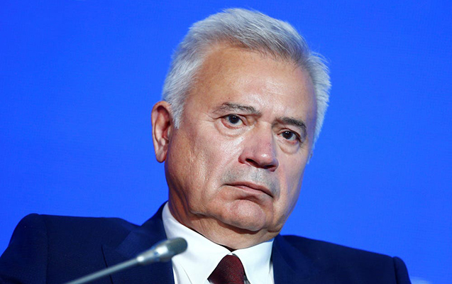 Vahid Ələkbərov 17,4 milyard dollar itirdi