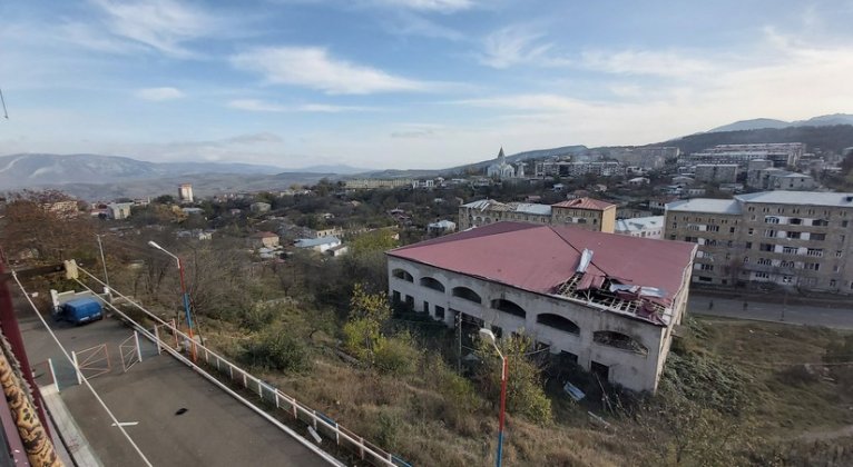 Şuşada 7 yaşayış massivi tikilir