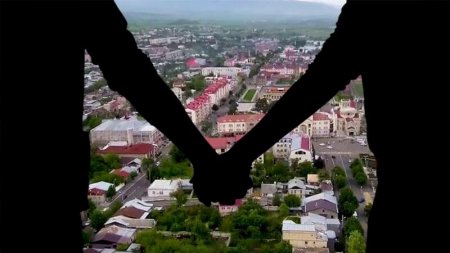 Xankəndidə erməni qız azərbaycanlıya vuruldu: Gizli eşq macərası - TƏFƏRRÜAT