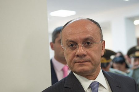 Keçmiş müdafiə nazirinin fantastik müraciəti - “Ohanyan kimilərin populist çıxışlardan başqa heç nəyi qalmayıb”